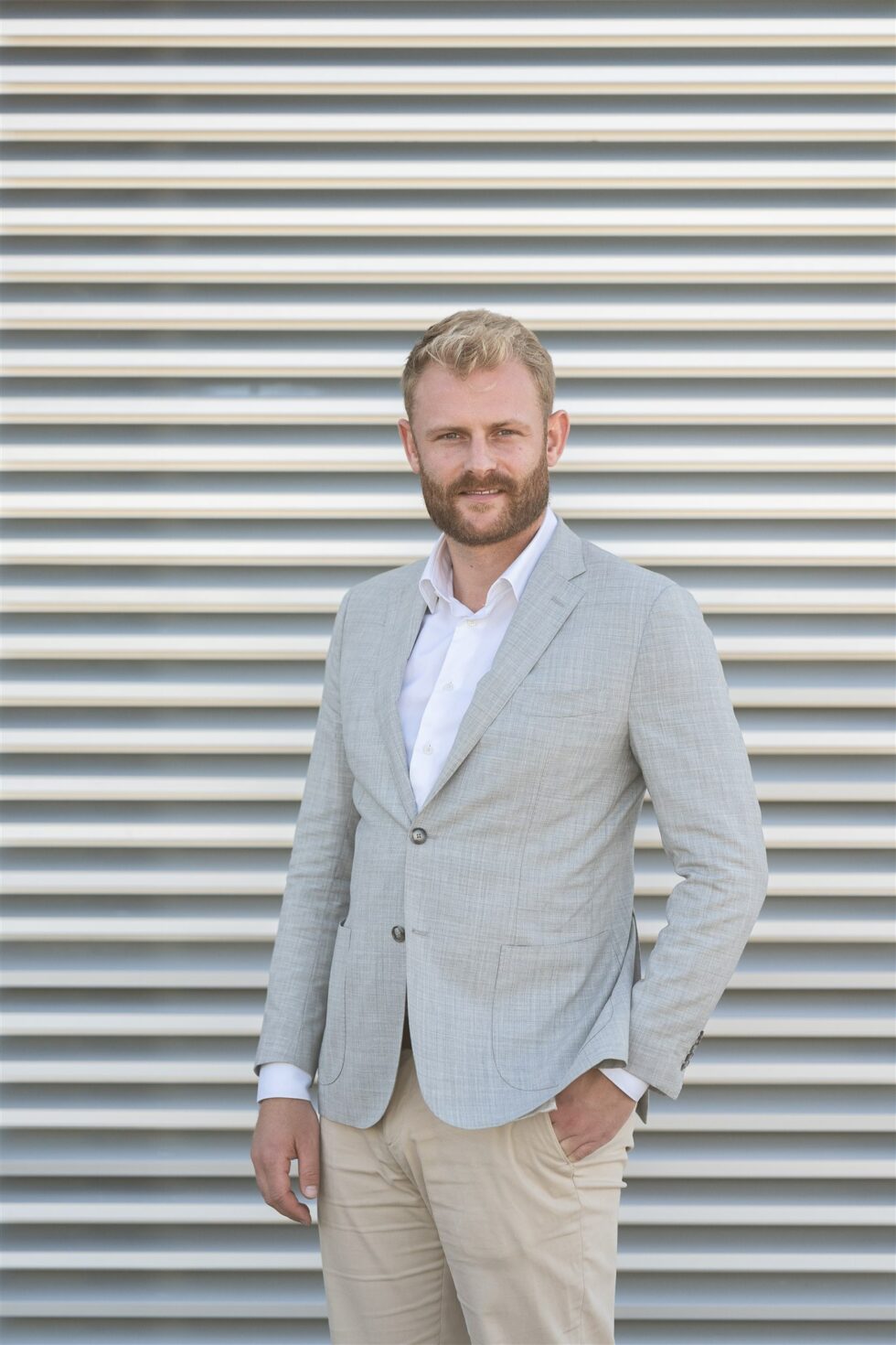 Contact person image